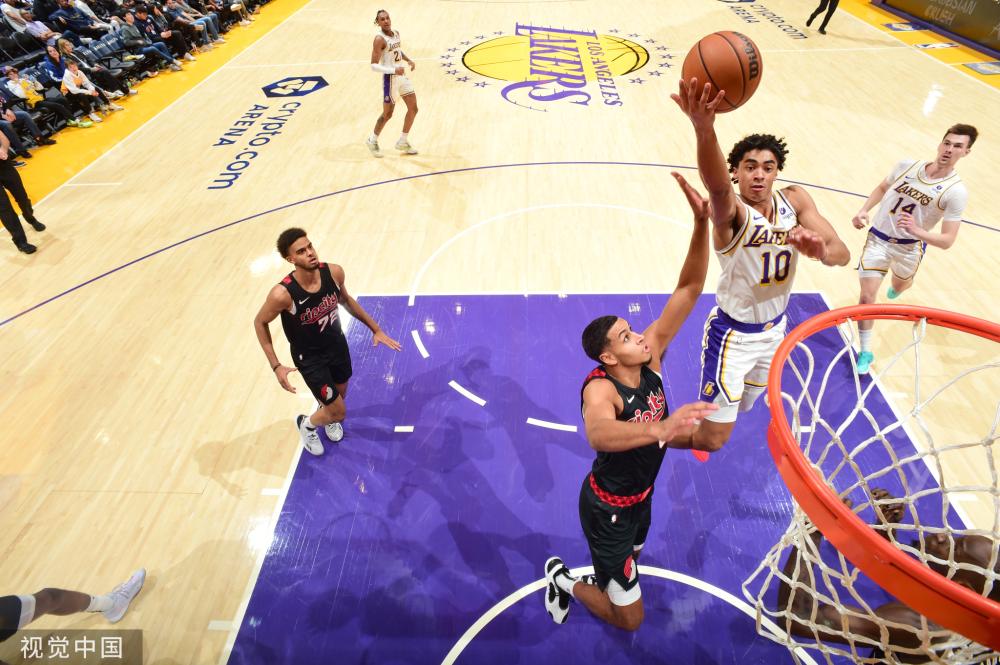 年轻球员的 年轻球员的